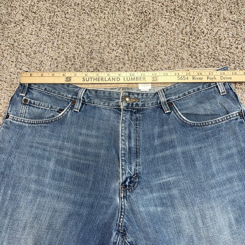 Eddie Bauer Jeans Mens 38x30 (37 X 29) Straight Fit Medium Washed Denim - Picture 7 of 15