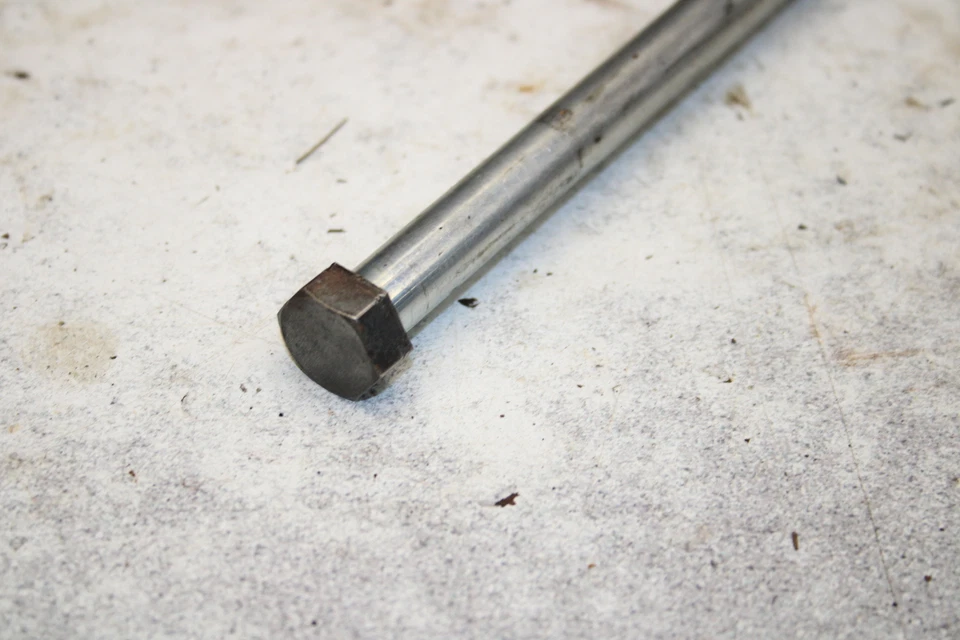 Kawasaki G4TR 1974 Trail Boss basculante trasero perno eje de pivote S7-3742.Xn Foto 2 de 3