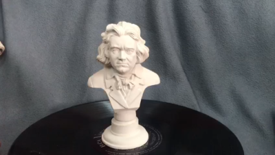 LUDWIG van BEETHOVEN GOLDEN BUST SCULPTURE CLASSICAL MUSIC PIANO