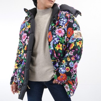 The North Face x Gucci Daunenjacke Blumenmuster Mehrfarbig Größe M Auth #54988A