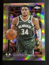 2025-26 Topps Chrome - Giannis Antetokounmpo #137 Refractor