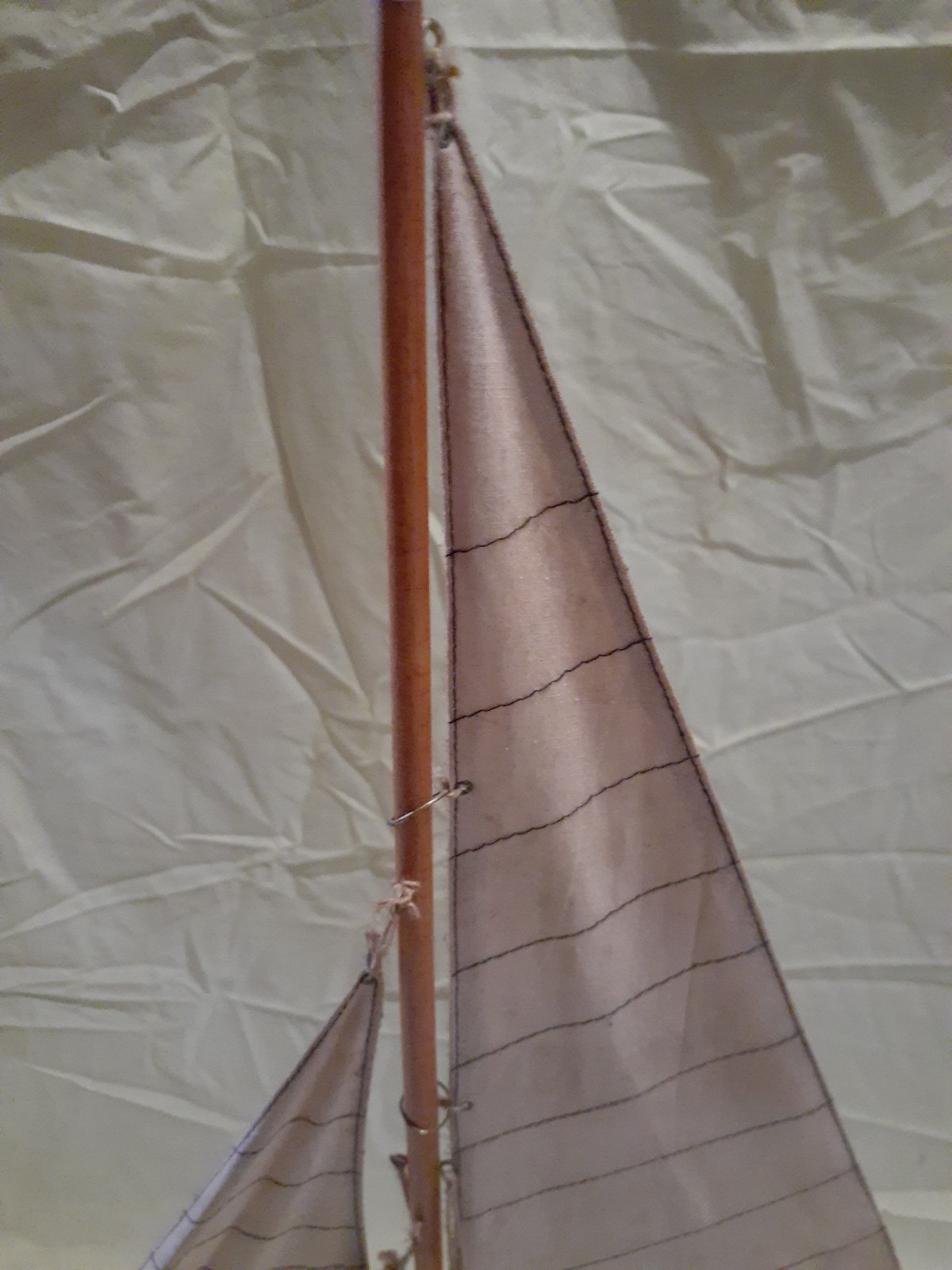 NICE GREEN PAINTED WOODEN REPLICA ENDEAVOR SAILBOAT J BOAT 34 IN.TALL