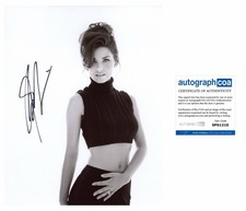 Shania Twain AUTOGRAPH Singer Signed 10x8 Photo ACOA