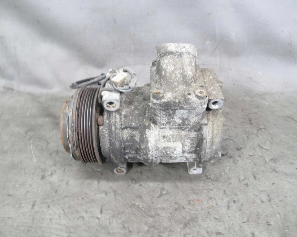 1995-1997 BMW E38 750iL M73 V12 Air Conditioning AC Compressor Pump Early OEM - Image 2 of 4
