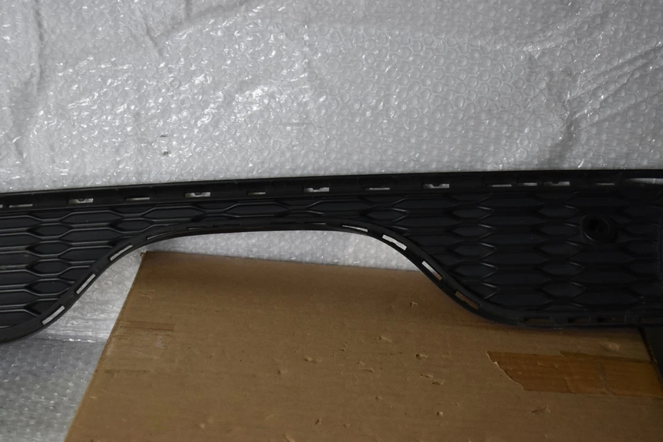 PARAGOLPES TRASERO MINI COOPER S HATCHBACK PARRILLA CENTRAL 2014-2021 OEM 7365075 Foto 3 de 4