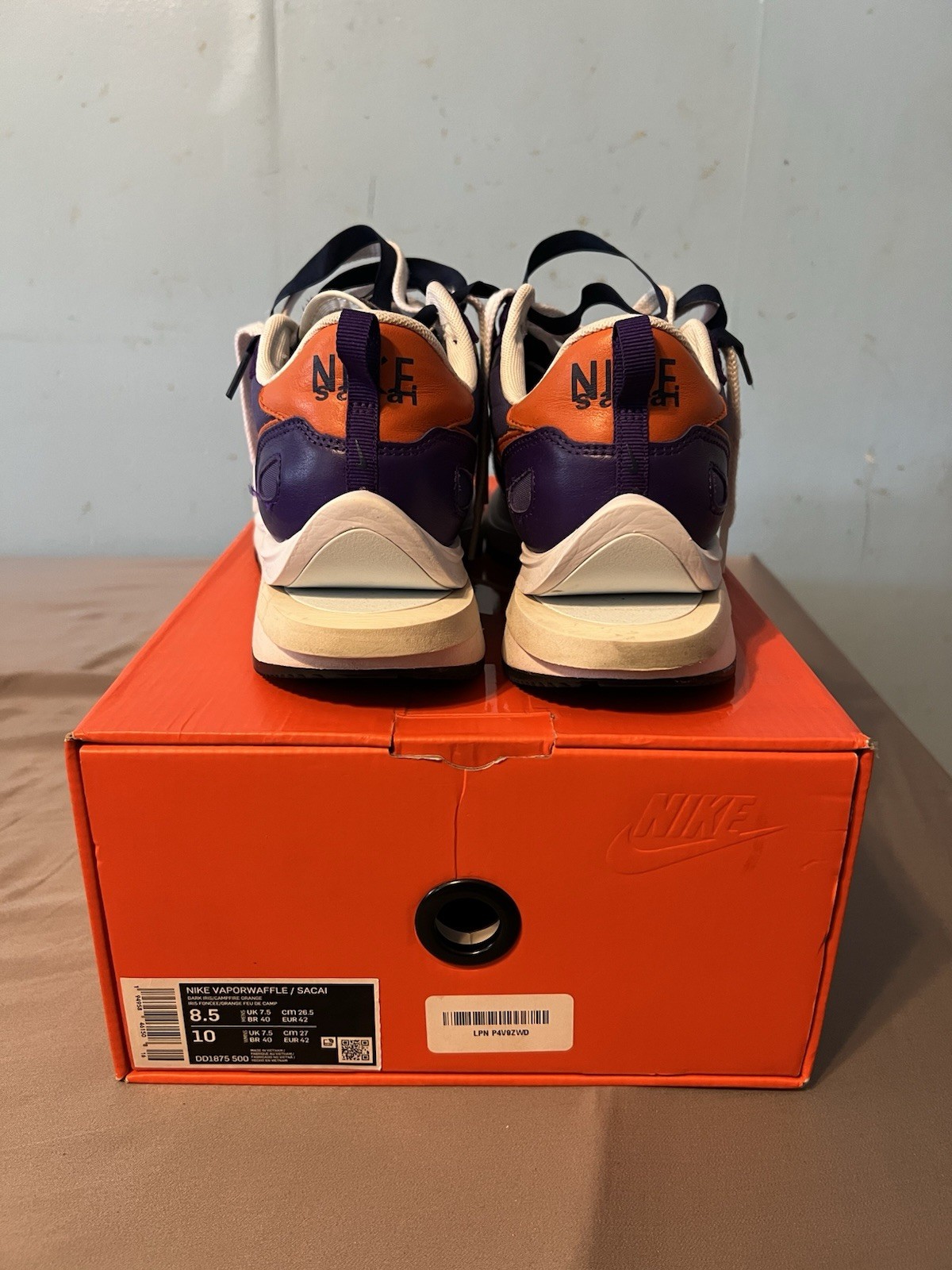 SACAI X NIKE Taglia 8 5 Nike sacai x VaporWaffle Dark Iris