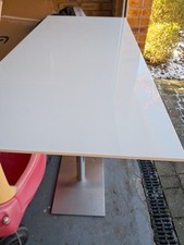 White Bar Table ( 1 metre high). Comes in 3 parts