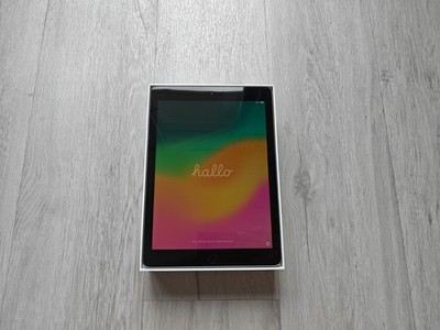 Apple iPad 6. Gen 32GB, Wi-Fi, 10,2 Zoll - Space Grau