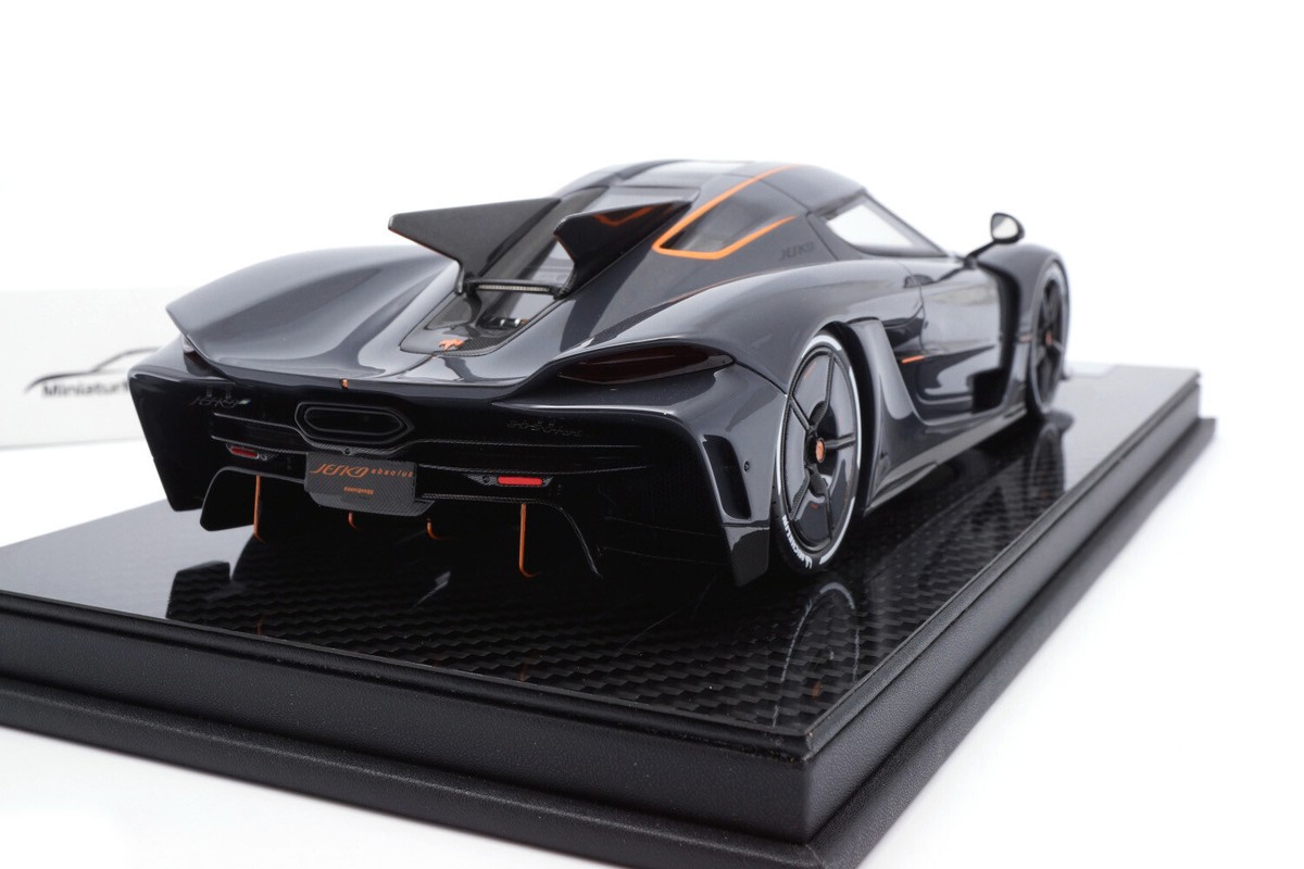新品 FrontiArt 1/18 ケーニグセグ jesko ブラックカーボン Koenigsegg Jesko Absolut - Anthracite - 1:18 - FrontiArt (F075-169