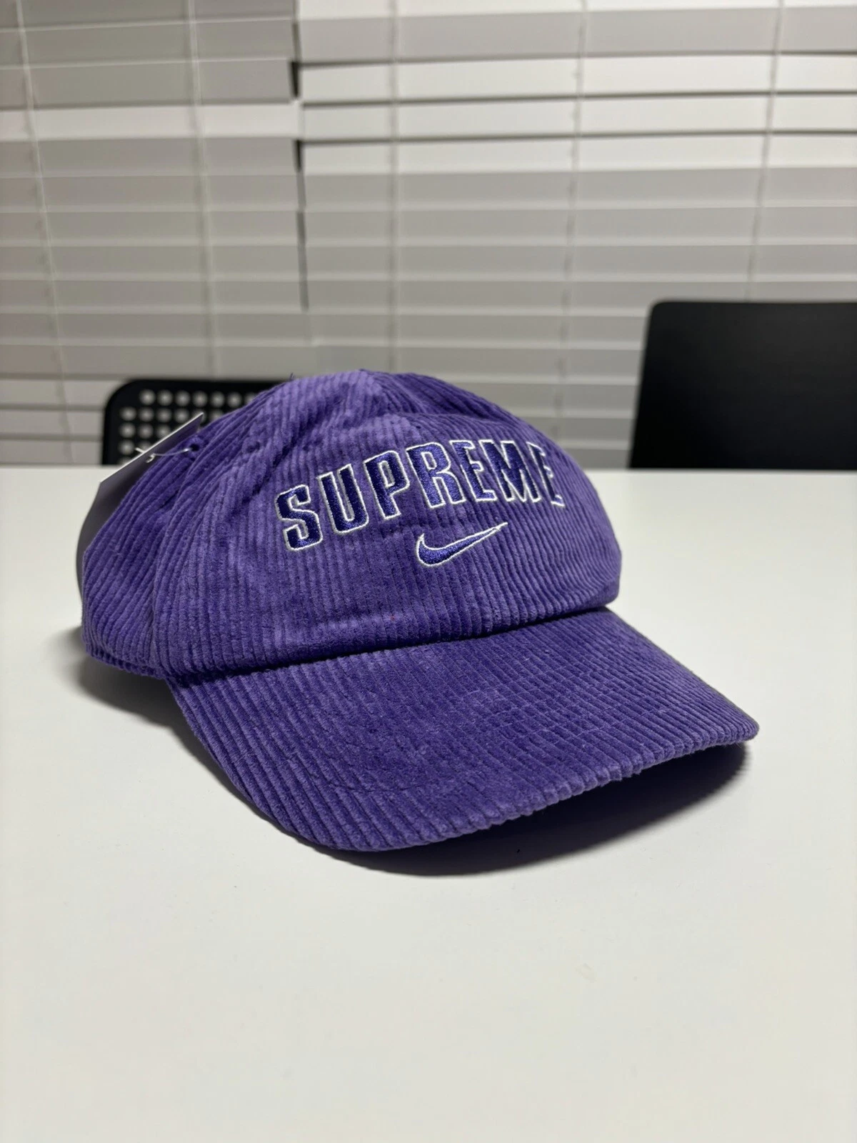 Chapeau velours côtelé violet Supreme x Nike