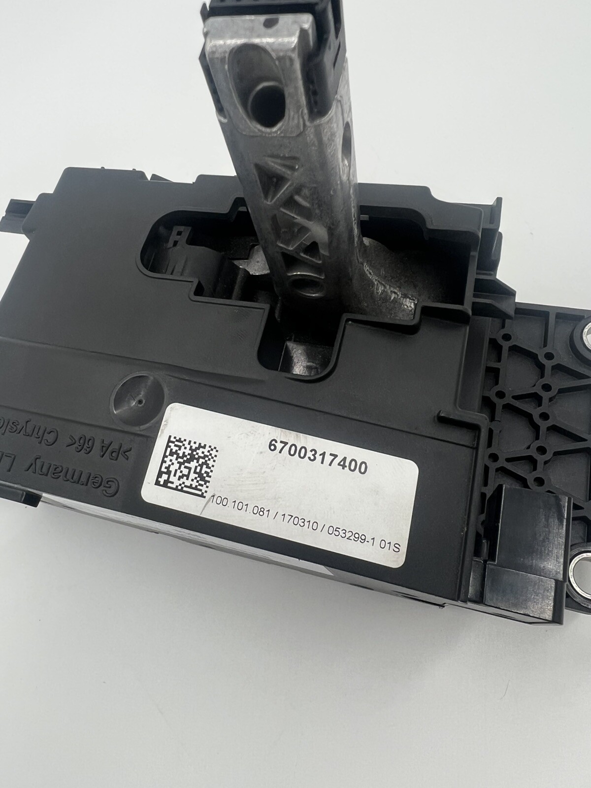 2014-2017 MASERATI GHIBLI S AT FLOOR SHIFTER GEAR SELECTOR OEM 6700317400