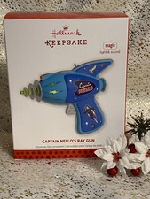 2013 Hallmark CAPTAIN NELLO'S RAY GUN Magic Ornament Light Laser Sounds