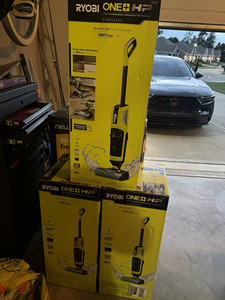 RYOBI ONE+ HP 18V SWIFTClean Cordless Wet/Dry Stick Vacuum, Self-Clean Stand
