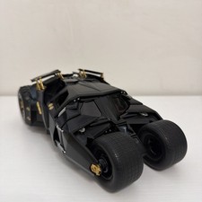 Hot Wheels 1/18 scale Batmobile Tumbler 2005 Batman Begins
