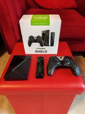 NVIDIA Shield 4K HDR Android TV 2017 mit Controller