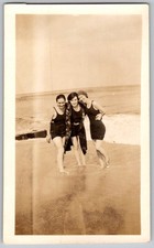 Vtg B W Snapshot Three Women Beach Bathing Suits Ocean 1930s