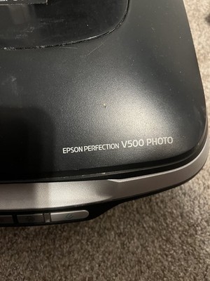 Epson Perfection V500 Flatbed Scanner