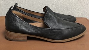 kellen almond toe loafer