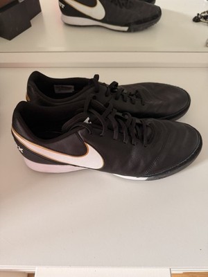 Nike TiempoX Gr. 45 5 Schwarz Fussballschuhe Kunstrasen Nockenschuhe