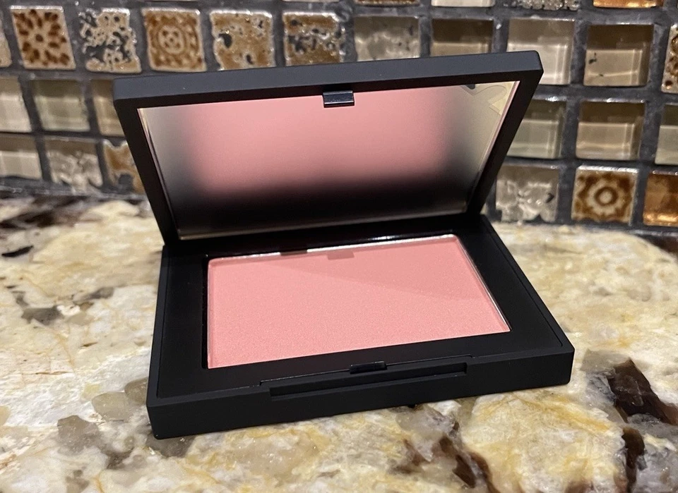 Rubor en polvo NARS 237 GARGANTA PROFUNDA rosa suave con brillo dorado 0,17 oz tamaño completo nuevo en caja Foto 2 de 4