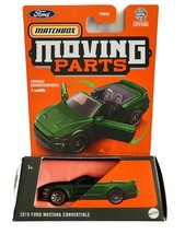 2019 Ford Mustang Convertible Green  2025 Matchbox Moving Parts Case Az208