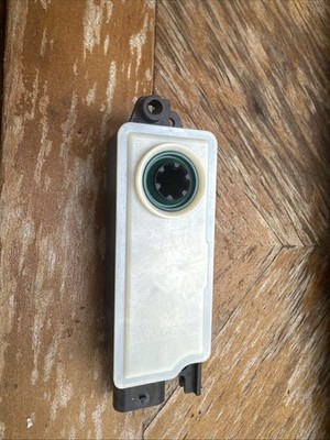   OEM 2018 - 2025 BMW  Radiator Lower Air  Shutter   Module Electronic 5A180E3