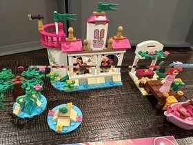 LEGO Disney: Ariel's Magical Kiss (41052) Complete With Excellent Instructions!