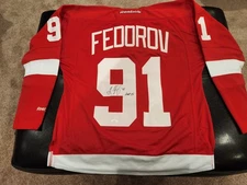 Signed SERGEI FEDOROV Red Wings Jersey HOF 15 Reebok AUTO JSA COA Medium Detroit