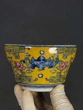 Blue and white porcelain tea bowl Kangxi period of the Qing Dynasty