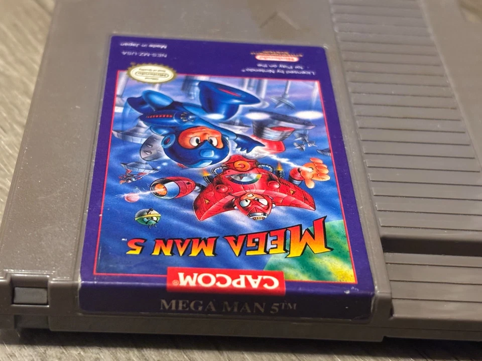 Mega Man 5 Nintendo Nes Cleaned & Tested Authentic - Image 4 of 4