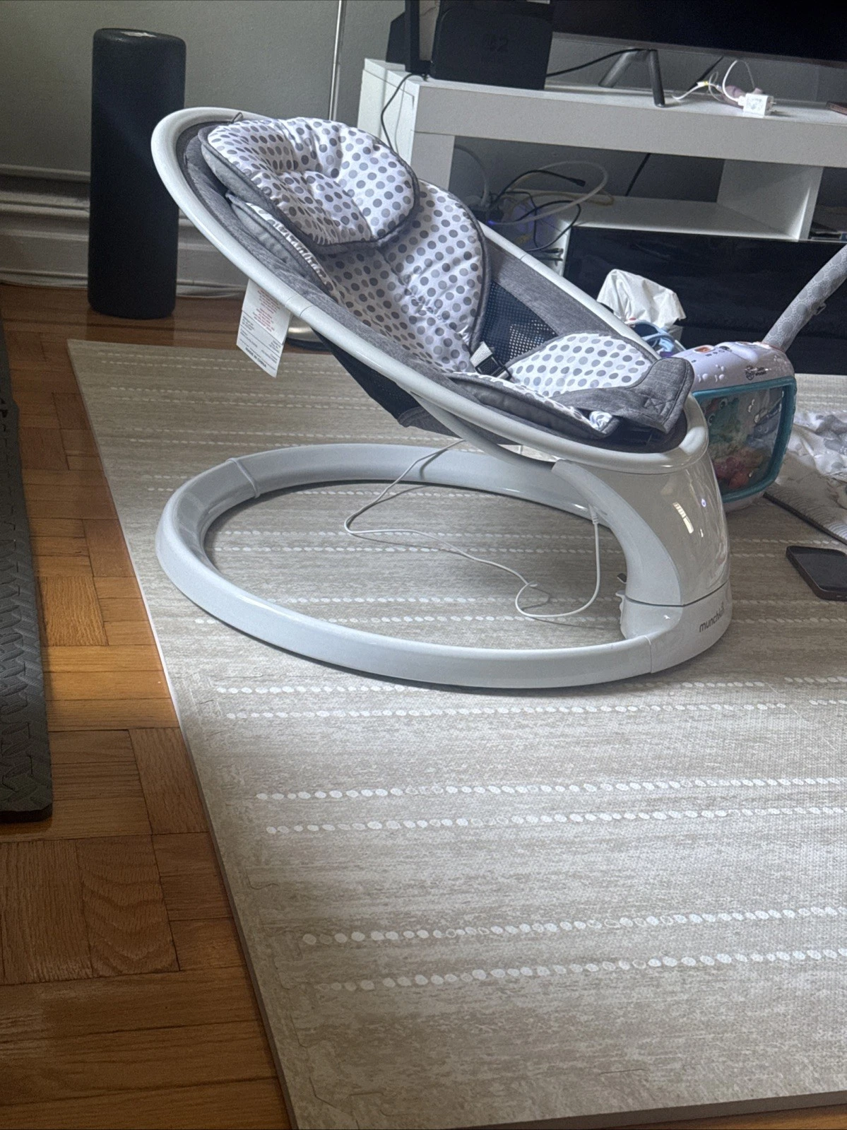 Munchkin Baby Swing, Portable and Lightweight, Bluetooth