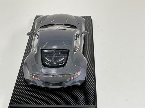 1/18 Tecnomodel Aston Martin One-77 in blu ardesia #01/77 base fibra di carbonio - Foto 4 di 10
