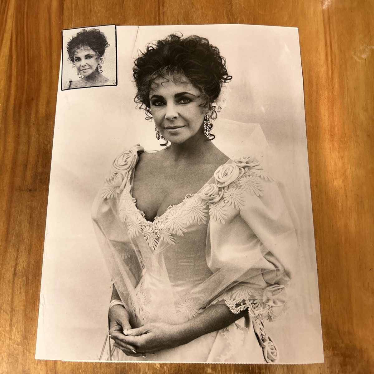 Vintage Black White Actor CBS Photograph Elizabeth Taylor Poker