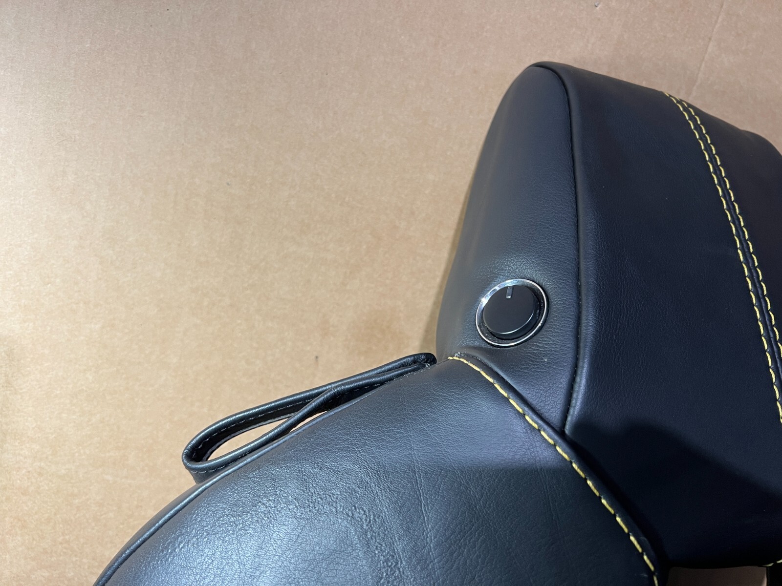 2007 Aston Martin Vantage ORIGINAL OEM RECARO Driver seat BACKREAST ONLY