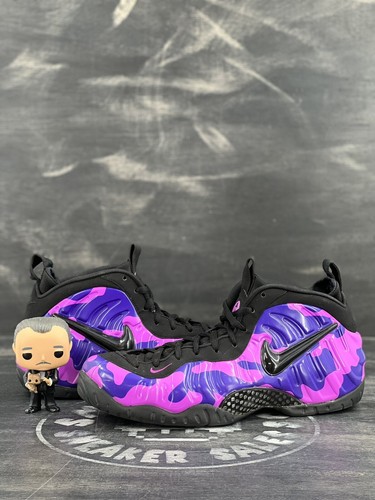 black and pink foamposites