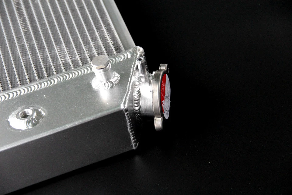 Radiador de aluminio de 3 filas para Buick Wildcat 1966-1969/1971-1985 Riviera Century Foto 4 de 4