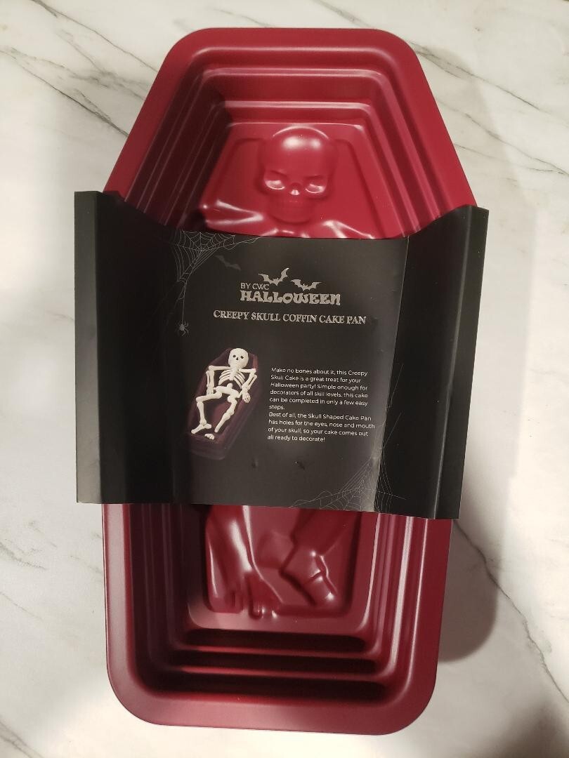 Coffin skeleton Halloween cake pan