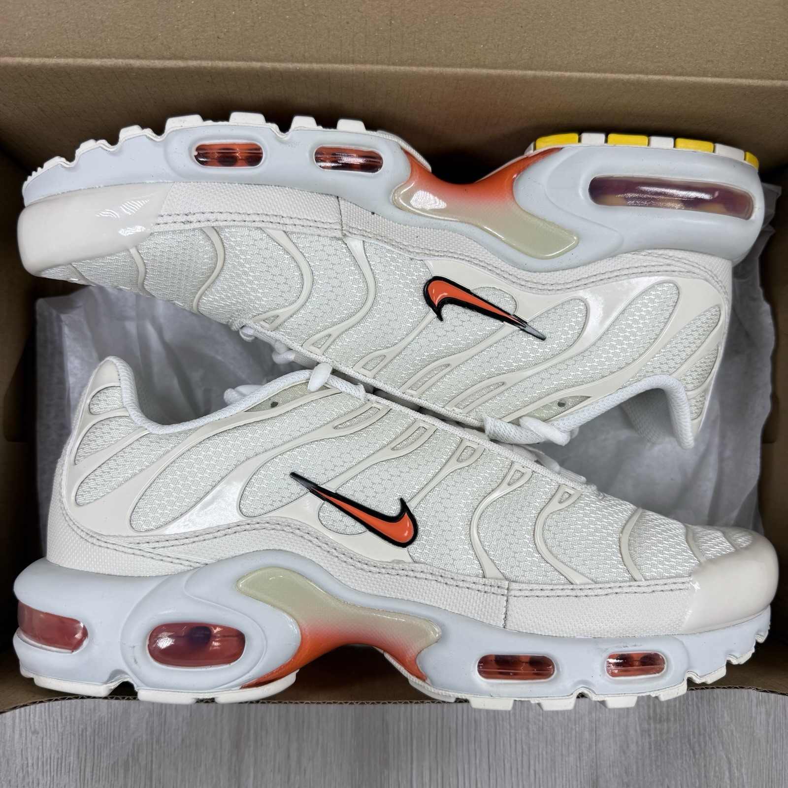 Nike Air Max Plus TN Size UK 6.5 Phantom Safety Orange Trainers DM0032-019
