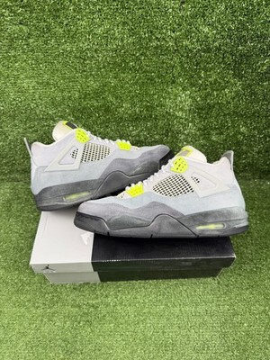 Size 9.5 - Jordan 4 Retro SE Mid Neon 95