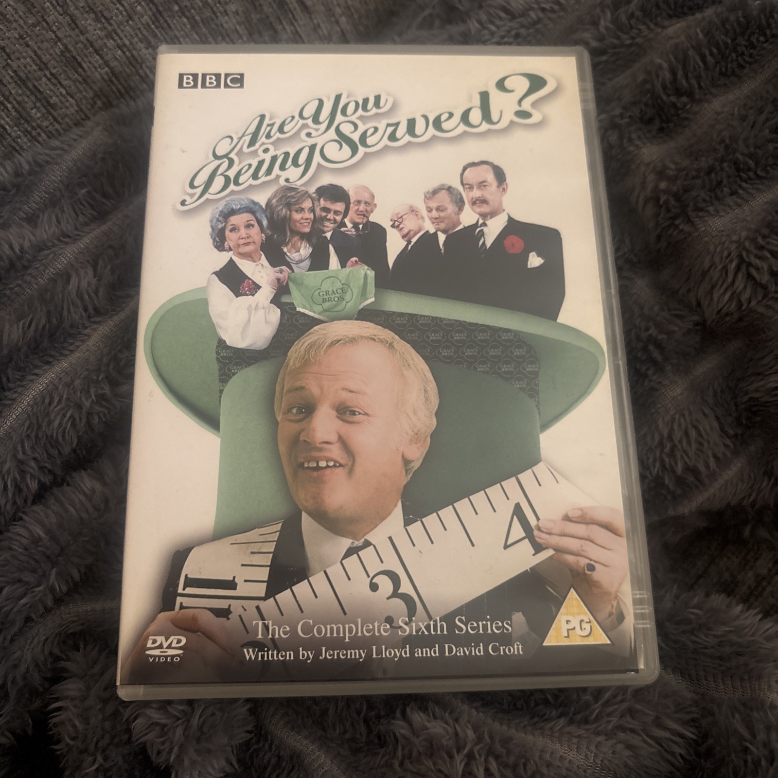 ARE YOU BEING SERVED ? ~ Series 6 (DVD, 2006)