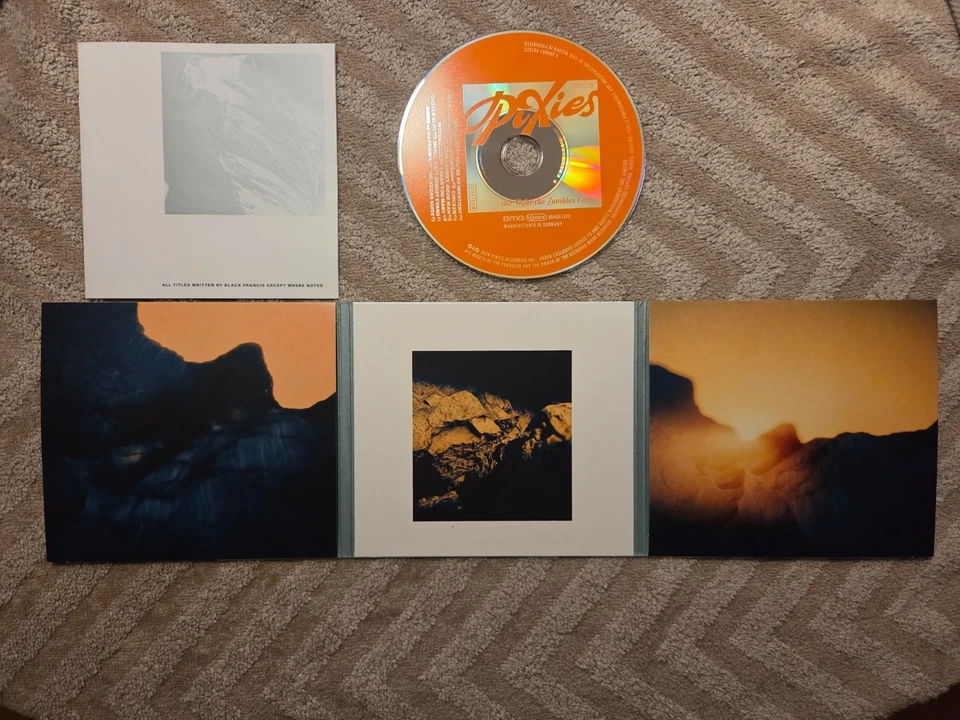 Pixies 2024 " The Night the Zombies Came" - Bild 2 von 3