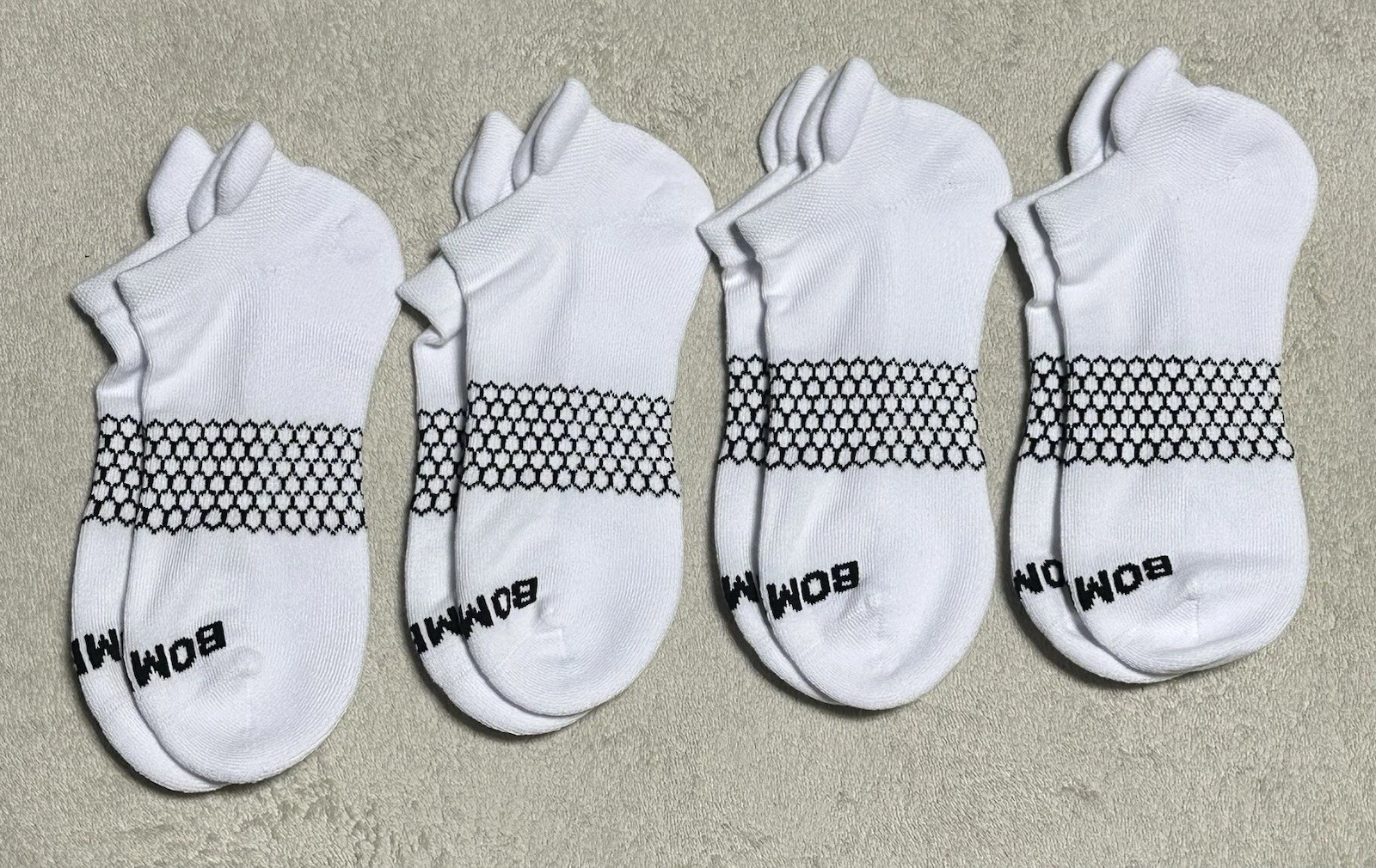 Bombas 4-Pack Ankle Socks White Unisex Socks Size Medium NWT
Opens in a new window or tab