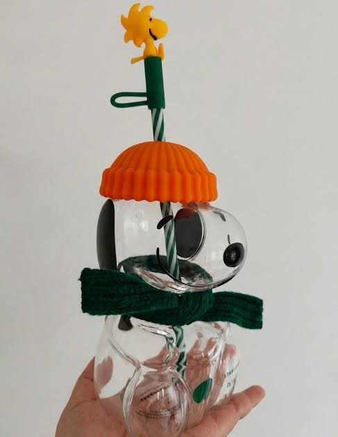 2026 Starbucks x Peanuts Snoopy Glass Cup Brand New 100% Authentic