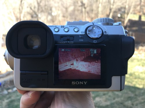 IR CONVERTED / MODIFIED Sony Cyber-shot DSC-F707 or 17 DSLRs w/Extras! - Picture 11 of 19