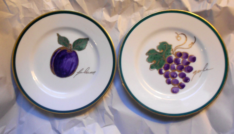 PAIR Crate & Barrel Fruit Salad/Appetizer Plates  Grapes and Plum