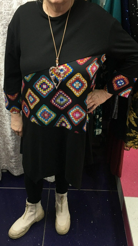Brand New Made in Italy Black Aztec Print Sweatshirt Dress ONE Size 20-22-24-26 - Picture 2 of 2