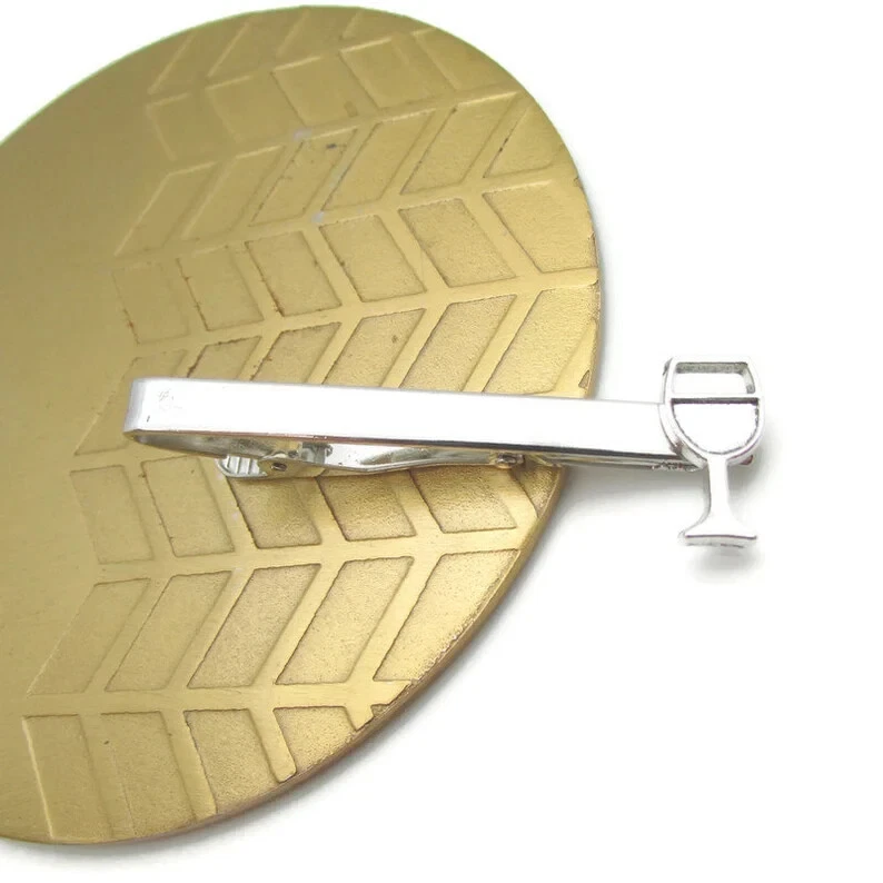 Elegante diseño de copa de vino plano simple 935 Argentium plata para hombre clip de corbata único Foto 2 de 4