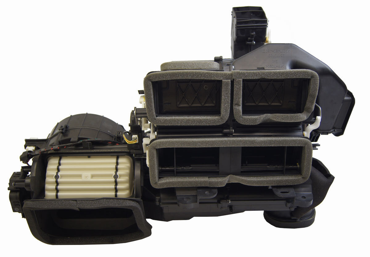 2008-2009 Hummer H2 GM Heater A/C Core Box Assembly Complete 2008-2009 Hummer H2 GM Heater A/C Core Box Assembly Complete