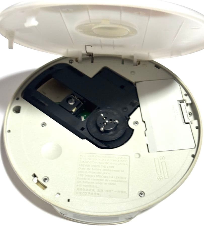 Sony D-EJ002 CD Walkman Portable CD Player White Tested Working