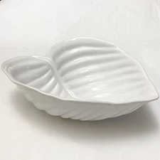Michael Aram White Hosta Collection Leaf Form Ceramic Serving Bowl 13" EUC